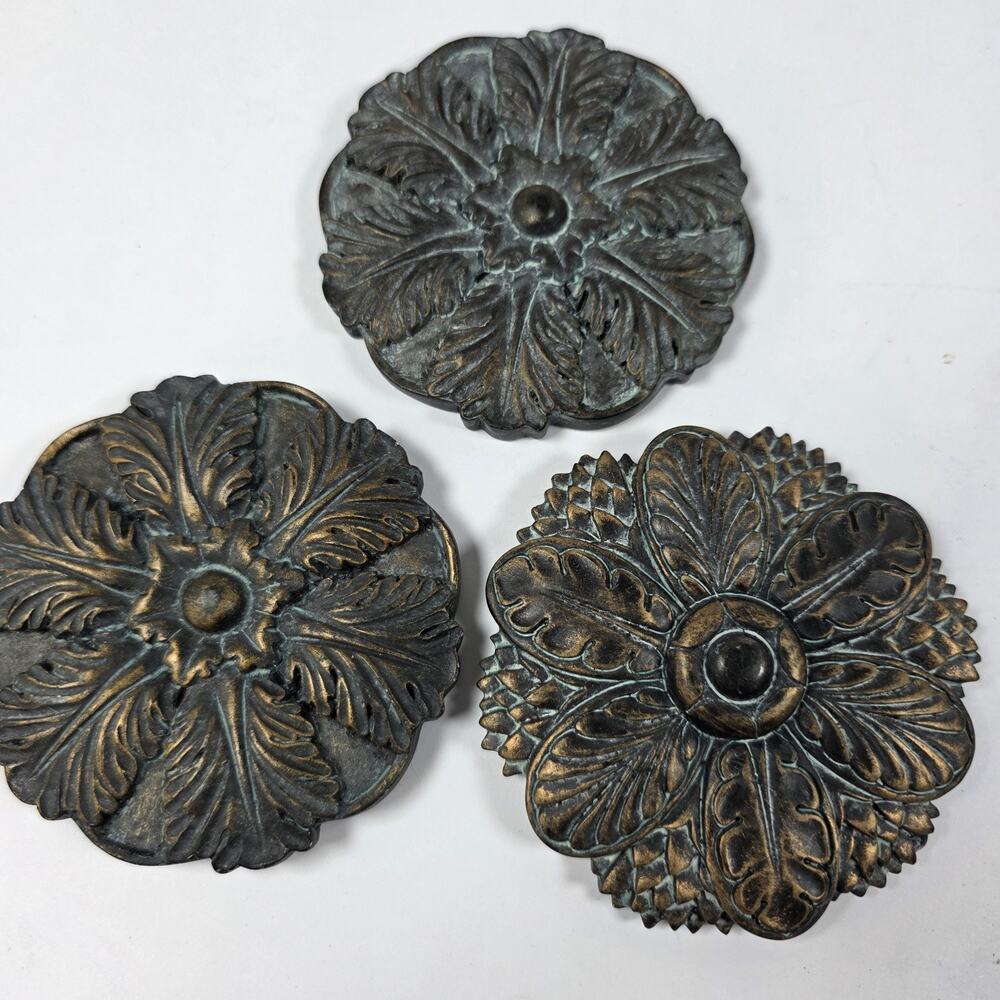 Floral Decor Medallions 3 Dark Wall Mount 3.5 Inches traditional classic decor